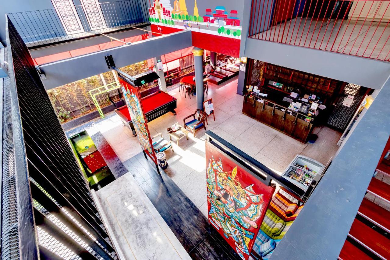 Cloud On Saladaeng Silom Hostel Bangkok Exterior photo